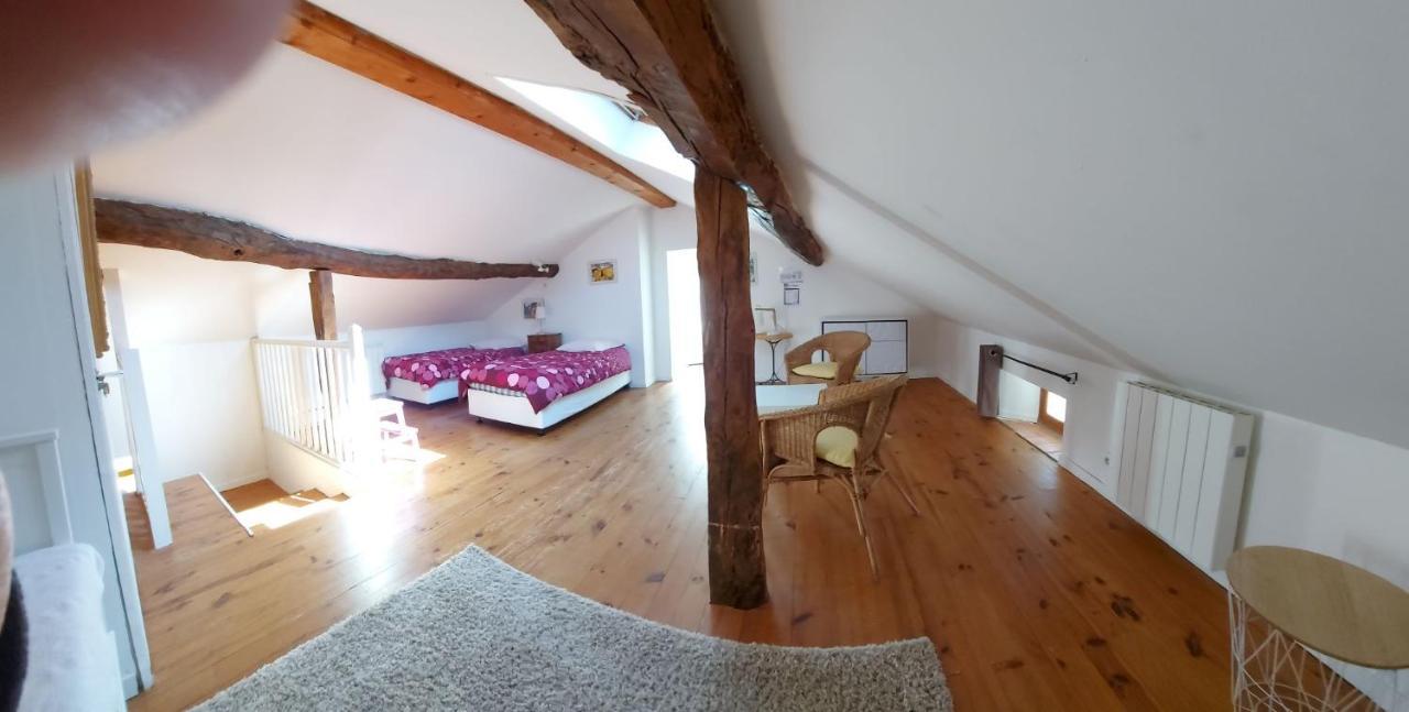 La Bruyere - Chez Martine Bed and Breakfast Appy Exteriör bild