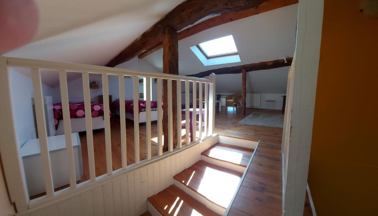 La Bruyere - Chez Martine Bed and Breakfast Appy Exteriör bild