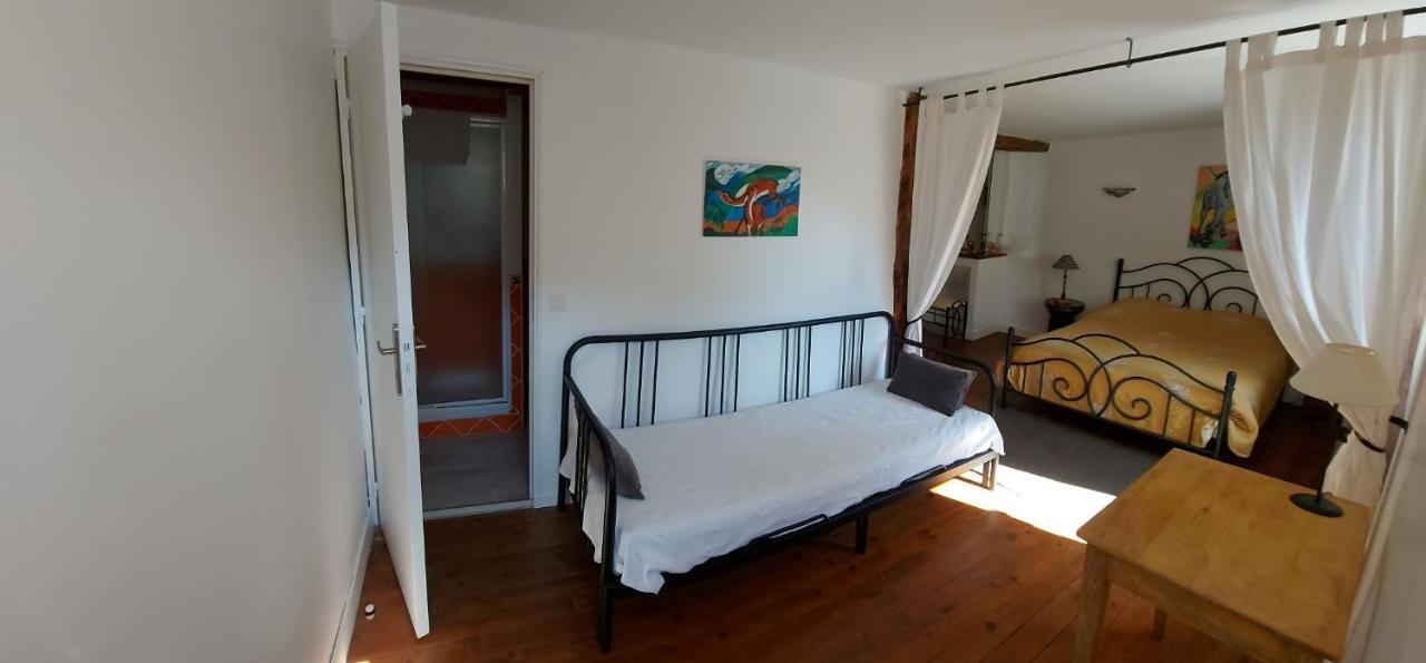 La Bruyere - Chez Martine Bed and Breakfast Appy Exteriör bild