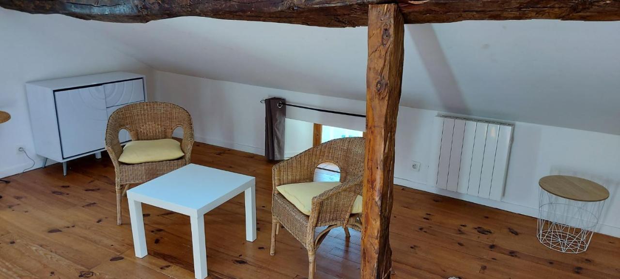 La Bruyere - Chez Martine Bed and Breakfast Appy Exteriör bild