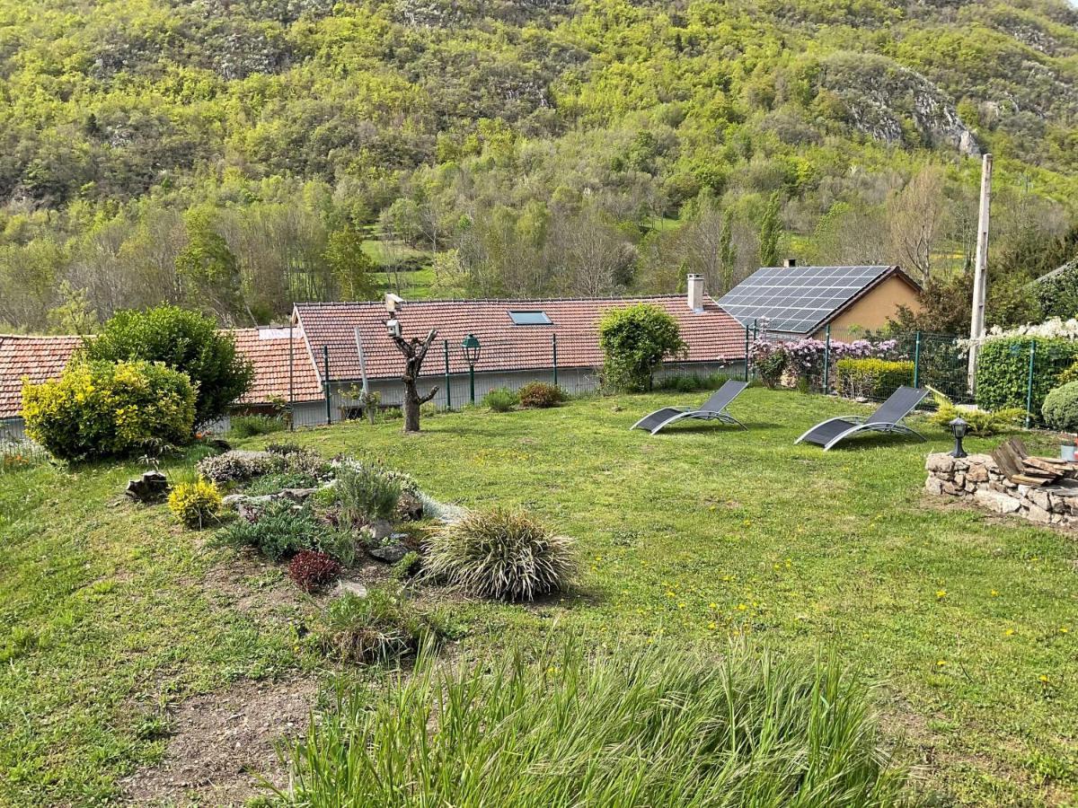 La Bruyere - Chez Martine Bed and Breakfast Appy Exteriör bild
